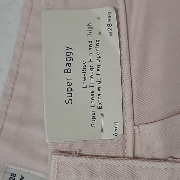 NWT Hollister Light Pink Low Rise Super Baggy Wide Leg Jeans size 6R / 28 Waist - Picture 5 of 12